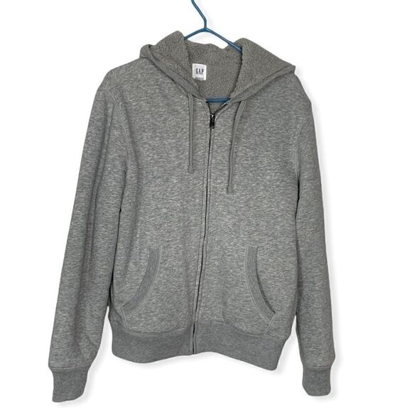 GAP Sherpa Sweater - Picture 2 of 9